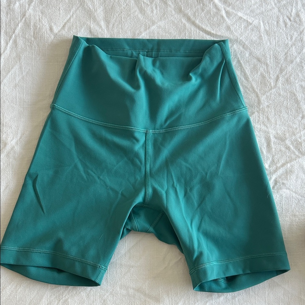 Lululemon - Biker Shorts